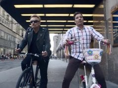 Bono Vox torna in bicicletta per la prima volta dopo l’incidente (video)