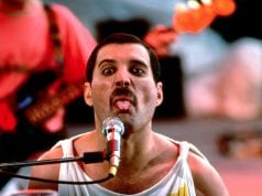 Lunedì 24 novembre Freddie Mercury