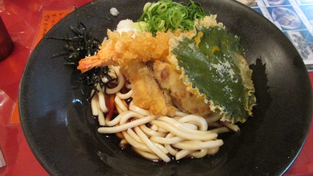 Udon con tempura