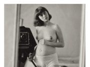 24 Diane Arbus