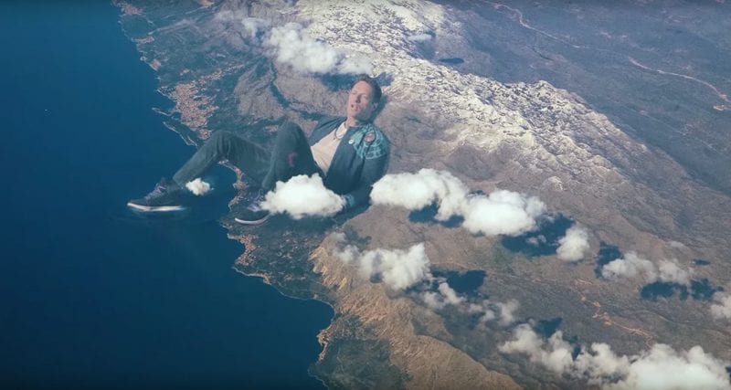 rs_1024x547-160516115023-1024.Coldplay-FB-051616