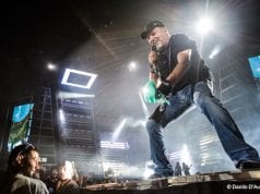 Deve farsi “una doccia” chi vuole assistere alle prove di Vasco Rossi in Puglia Vasco Rossi