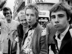 Steve Jones: «Improbabile una reunion dei Sex Pistols»