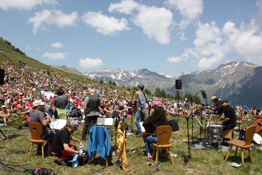Suoni_delle_Dolomiti_a_Saroden_in_Val_di_Pejo_ai_piedi_del_Vioz_b