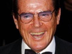 È morto Roger Moore, per anni 007