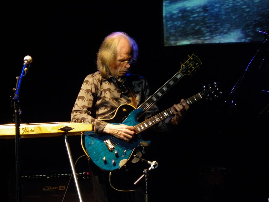 Steve Howe Steve Howe