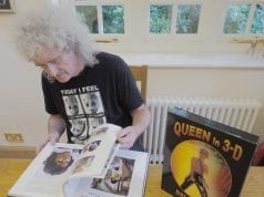 Queen in 3-D