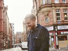 Tom Walker. Le luci sono accese su di lui