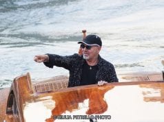 Anche il tour 2018 di Vasco Rossi sarà raccontato dai fan in un libro Vasco Rossi