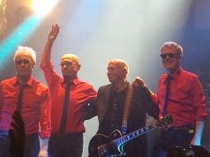 La lectio magistralis sul rock dei Decibel a Milano Decibel