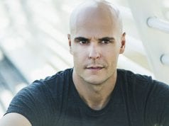 “Resto” è il nuovo album di Niccolò Agliardi