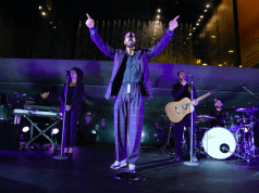 Marco Mengoni. A Milano uno show case per pochi intimi Marco Mengoni