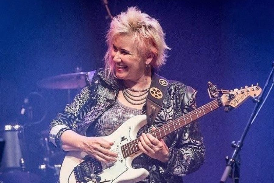 Jennifer Batten Jennifer Batten