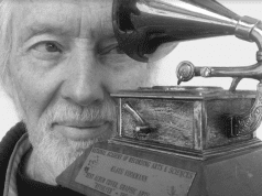 Il “quinto Beatle” Klaus Voormann testimone d’eccezione per il lancio del Premio del Libro Musicale Premio del Libro Musicale