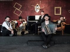 Nuovo disco e tour italiano per i Guappecartò, band nata a Perugia ed emigrata a Parigi Guappecartò
