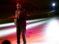 Si è spento Manu Dibango, vittima del Coronavirus. Il ricordo di Jovanotti: «Ha allargato gli orizzonti del sound» Manu Dibango