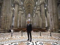 Andrea Bocelli, la straordinaria esibizione pasquale nel Duomo di Milano Andrea Bocelli