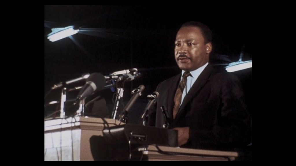 Martin-Luther-King-VS-FBI_2_b