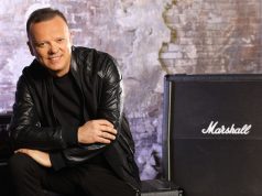 Gigi D’Alessio, 30 anni di carriera e una grande festa tra duetti e omaggi Gigi D'Alessio