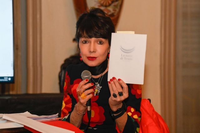 Elisabetta Sgarbi