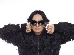 Renato Zero racconta la sua sfida in musica: «Sul palco meglio che dallo psicologo» Renato Zero