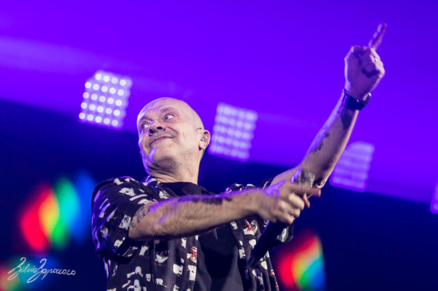 max pezzali bologna 13