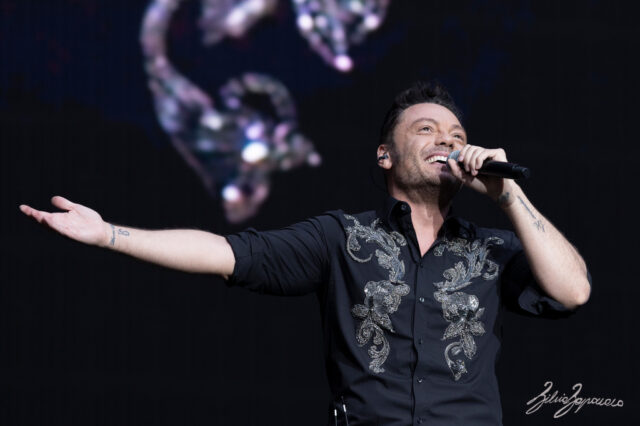 Tiziano Ferro San Siro 61