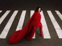 Laura Pausini triplica Roma e raddoppia Firenze, Eboli e Padova Laura Pausini