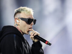 Festival di Sanremo 2024: Lazza ha inaugurato la rassegna “Tra Palco e città” (fotogallery)
