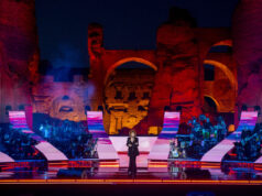 Fiorella Mannoia: grande festa per i suoi 70 anni alle Terme di Caracalla Fiorella Mannoia