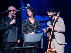 Motta al Premio Bindi, set e fotogallery. Stasera la finale Motta