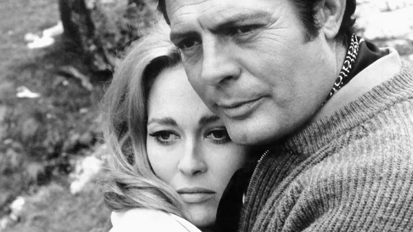 Faye Dunaway