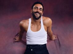 Marco Mengoni, un brano per Natale e la diretta del live a Parigi Marco Mengoni