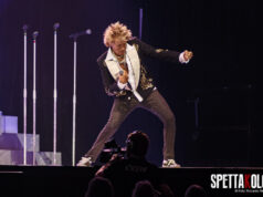 Rod Stewart in concerto al Forum di Assago (fotogallery)