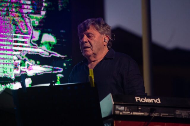 06 Nomadi Beppe Carletti
