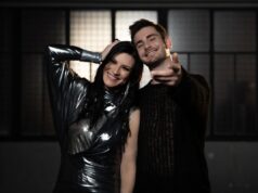 Laura Pausini, ecco “La Dernière Chanson (Due Vite)” con Julien Lieb Laura Pausini