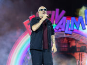 Max Pezzali, il tour negli stadi parte da Lignano per riportarci ne “Gli anni d’oro” Max pezzali lignano