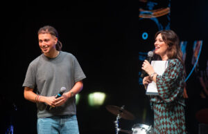 Sayf premiato al Premio Bindi. Stasera il vincitore Sayf
