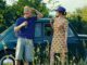 Patrizia Laquidara (feat. El Coco): un viaggio d’estate nel videoclip di “Ti saluto con la mano” patrizia laquidara - ti saluto con la mano