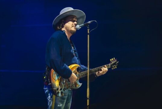 Zucchero, il 10 giugno 2027 l’evento “Baila 25th San Siro – Under the Moonlight – Il gran finale” Zucchero
